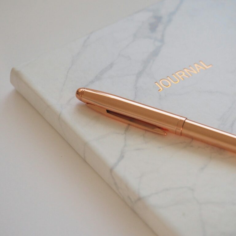 Journaling: escribir para conectar contigo misma